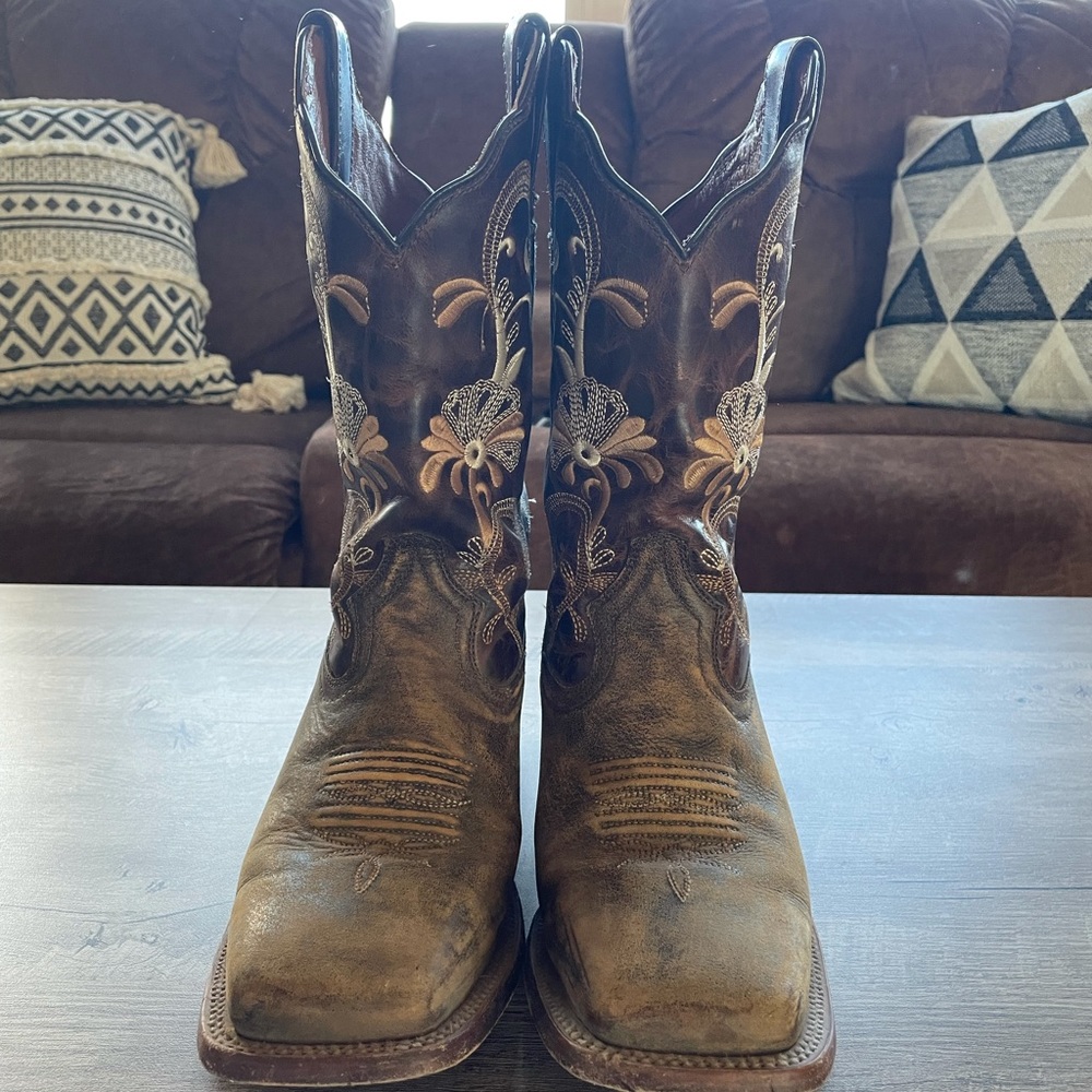 DanPost Cowboy Boots